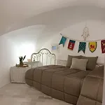 Дом отдыха Terrazze Porta Nova Terrace And Panoramic Bathtub Остуни